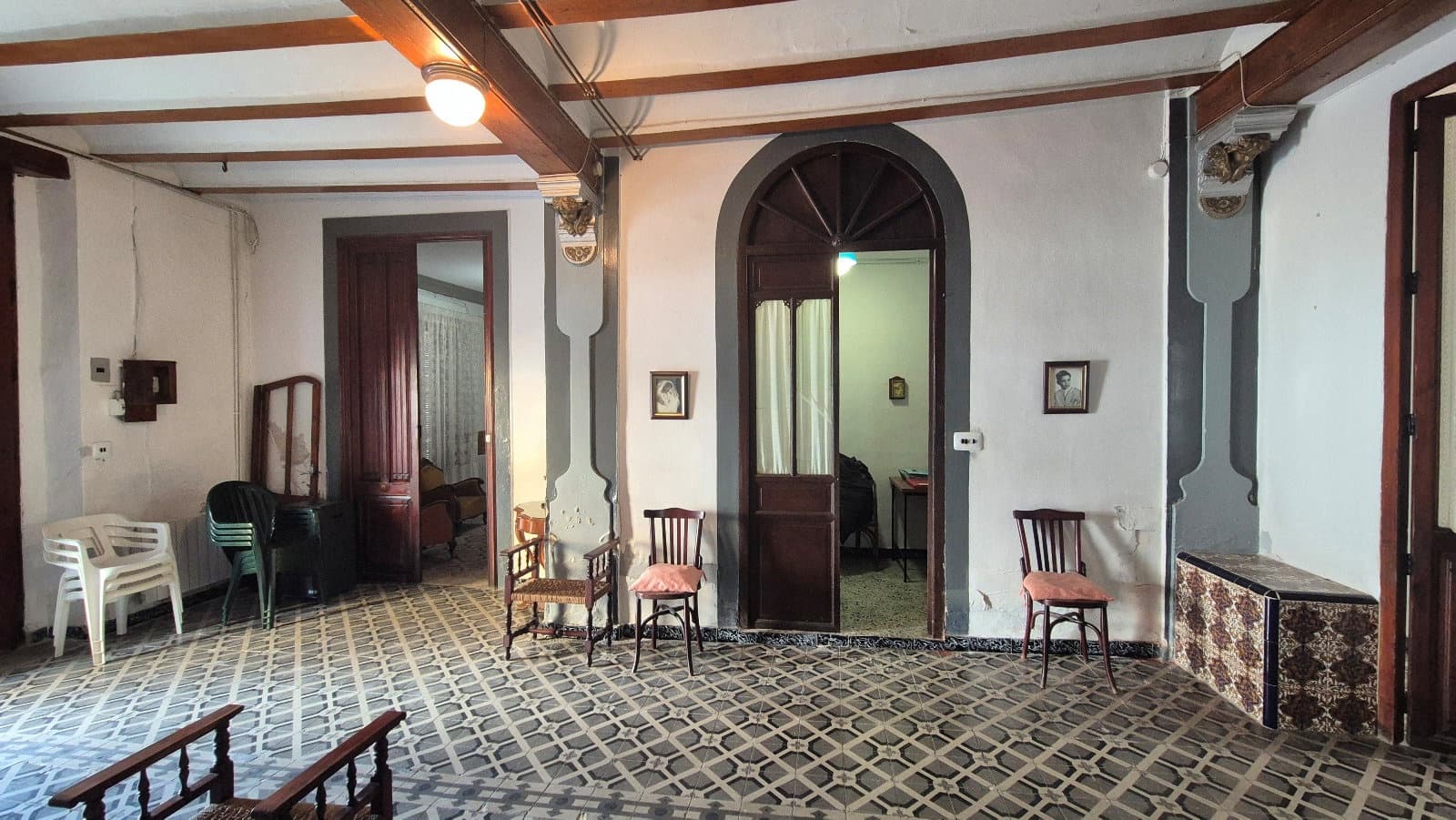 4 slaapkamer Huis te koop in Belgida - € 130.000 (Ref: 9890929)