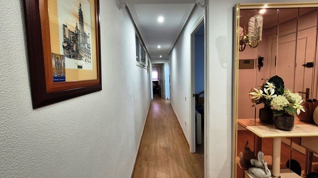4 soverom Leilighet til salgs i Ontinyent med garasje - € 200 000 (Ref: 9897376)