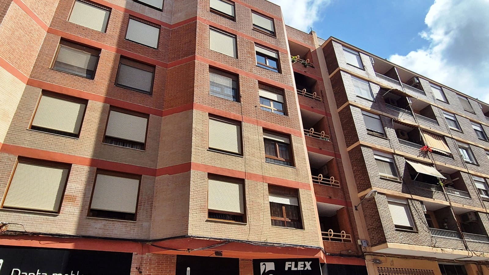 Apartamento de 4 habitaciones en Ontinyent en venta con garaje - 200.000 € (Ref: 9897376)