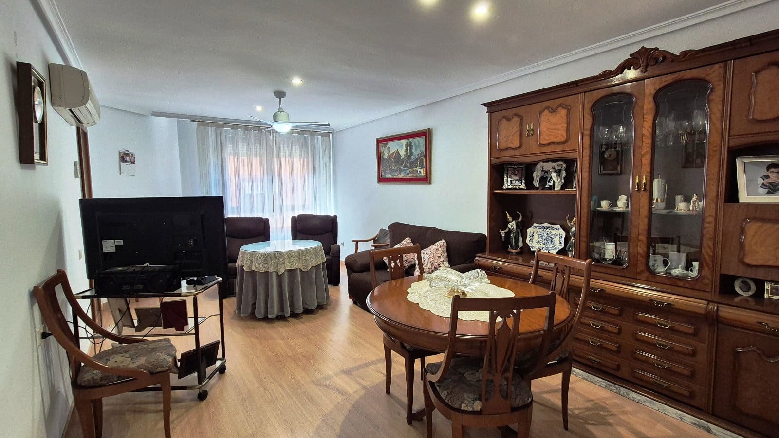 Apartamento de 4 habitaciones en Ontinyent en venta con garaje - 200.000 € (Ref: 9897376)