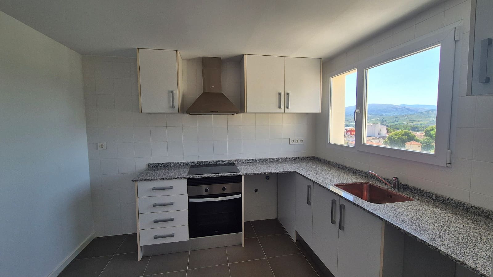 1 bedroom Apartment for rent in Muro de Alcoy - € 700 (Ref: 9911673)