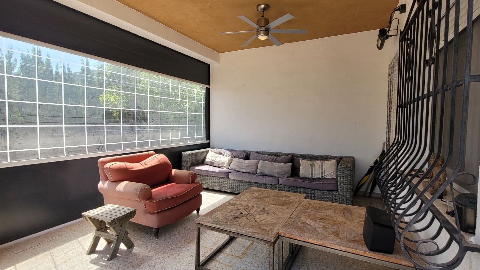 4 bedroom Villa for sale in Ontinyent with pool garage - € 250,000 (Ref: 9950886)