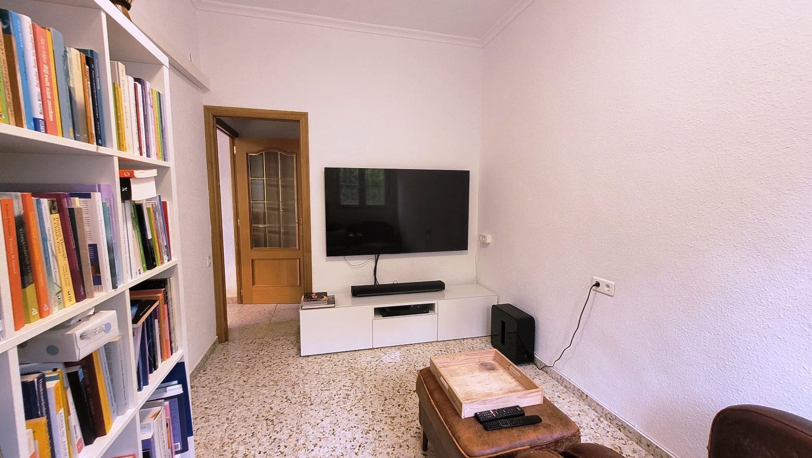 4 bedroom Villa for sale in Ontinyent with pool garage - € 250,000 (Ref: 9950886)