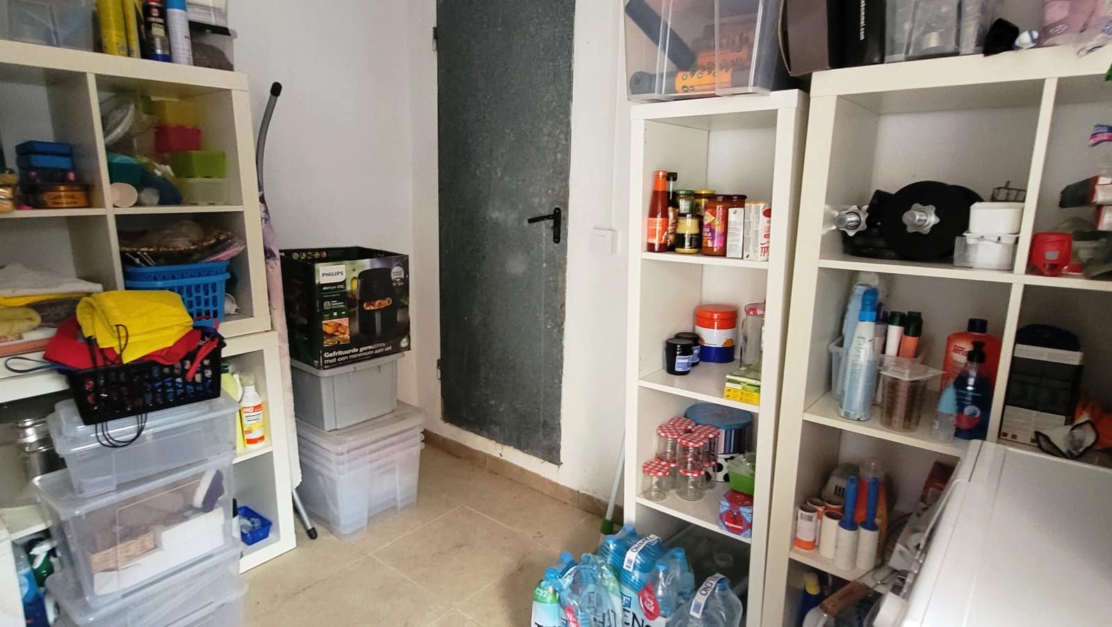 4 bedroom Villa for sale in Ontinyent with pool garage - € 250,000 (Ref: 9950886)