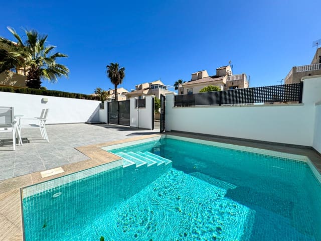 3 soveværelse Villa til salg i La Torreta, Torrevieja - € 385.000 (Ref: 9133868)