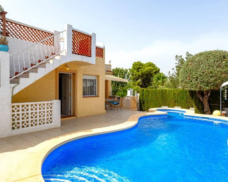 3 bedroom Villa for sale in Benissa with pool garage - € 590,000 (Ref: 10004467)