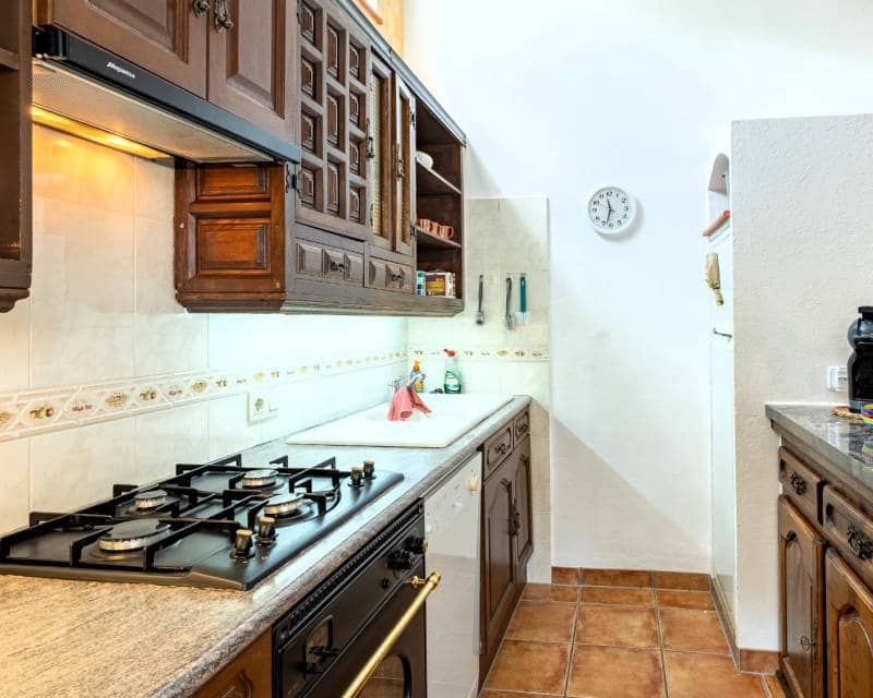 3 bedroom Villa for sale in Benissa with pool garage - € 590,000 (Ref: 10004467)