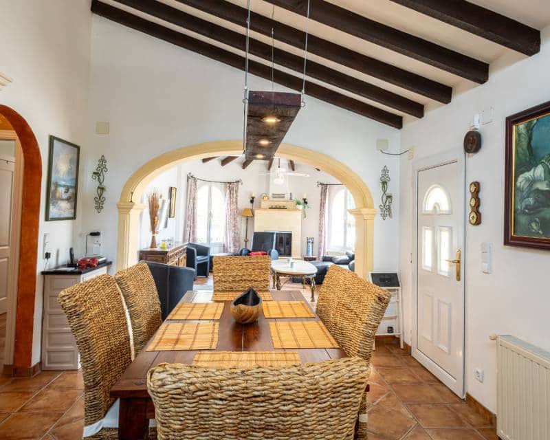 3 bedroom Villa for sale in Benissa with pool garage - € 590,000 (Ref: 10004467)