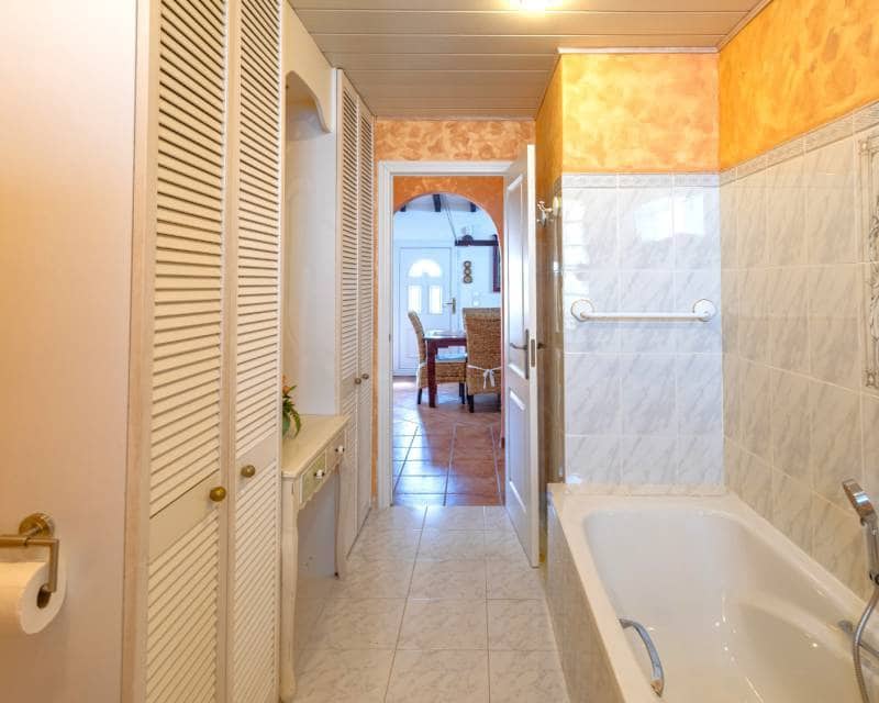 3 bedroom Villa for sale in Benissa with pool garage - € 590,000 (Ref: 10004467)