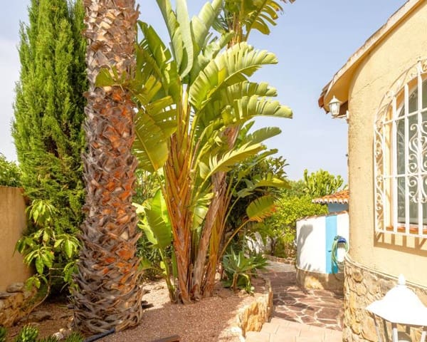 3 Zimmer Villa zu verkaufen in Benissa mit Pool Garage - 590.000 € (Ref: 10004467)