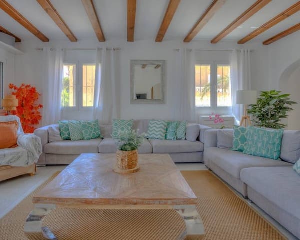 3 camera da letto Villa in vendita in Moraira, Teulada-Moraira con piscina garage - 915.000 € (Rif: 10021324)