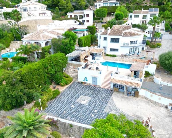 6 chambre Villa/Maison à vendre à Javea / Xàbia avec piscine garage - 850 000 € (Ref: 10021334)