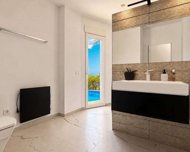 4 Zimmer Villa zu verkaufen in Denia mit Pool Garage - 1.499.000 € (Ref: 10035781)