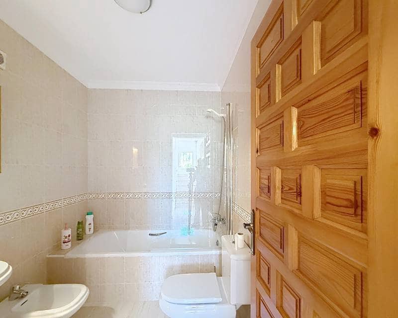 3 bedroom Apartment for sale in Benitachell / Benitatxell with pool - € 449,000 (Ref: 10035785)