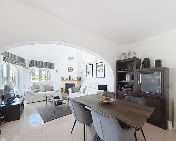 4 quarto Moradia para venda em Benitachell / Benitatxell com piscina - 785 000 € (Ref: 10035787)