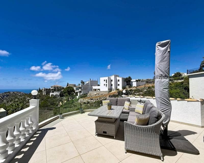 4 sovrum Villa till salu i Benitachell / Benitatxell med pool - 785 000 € (Ref: 10035787)