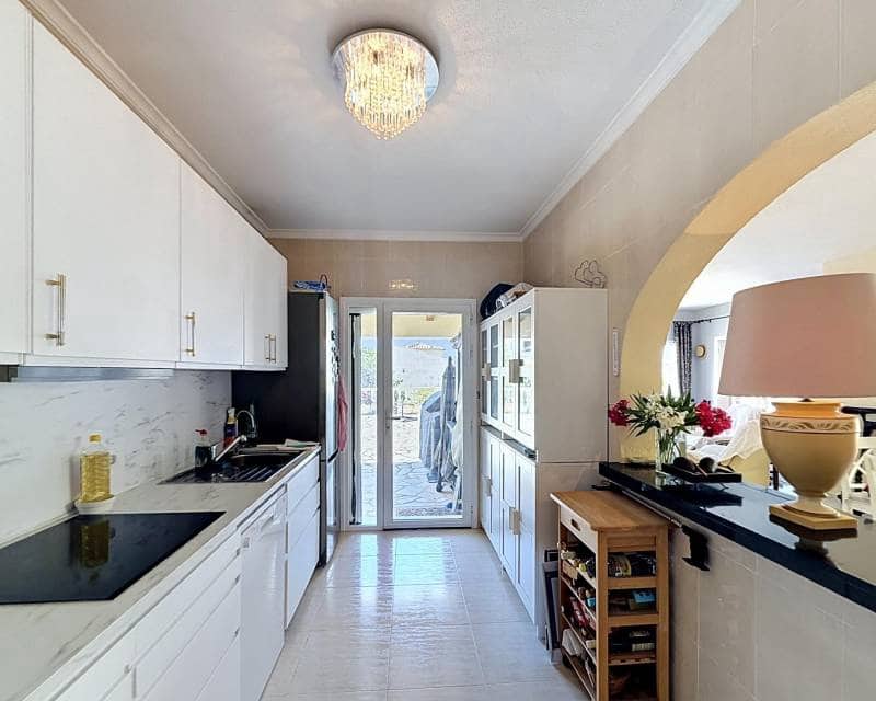 3 sypialnia Willa na sprzedaż w Benitachell / Benitatxell z basenem garażem - 750 000 € (Ref: 10041440)