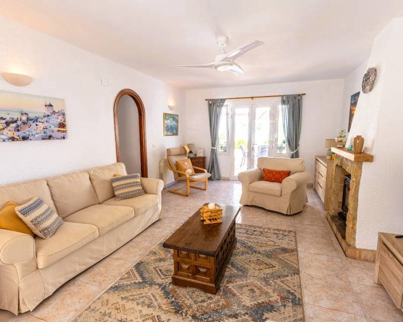 5 slaapkamer Rijtjeshuis te koop in Moraira met zwembad garage - € 545.000 (Ref: 10062974)