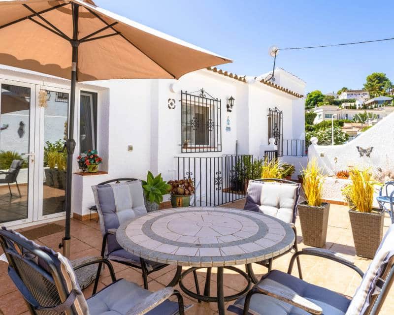 5 slaapkamer Rijtjeshuis te koop in Moraira met zwembad garage - € 545.000 (Ref: 10062974)