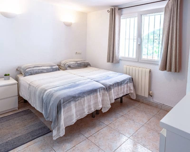 5 slaapkamer Rijtjeshuis te koop in Moraira met zwembad garage - € 545.000 (Ref: 10062974)