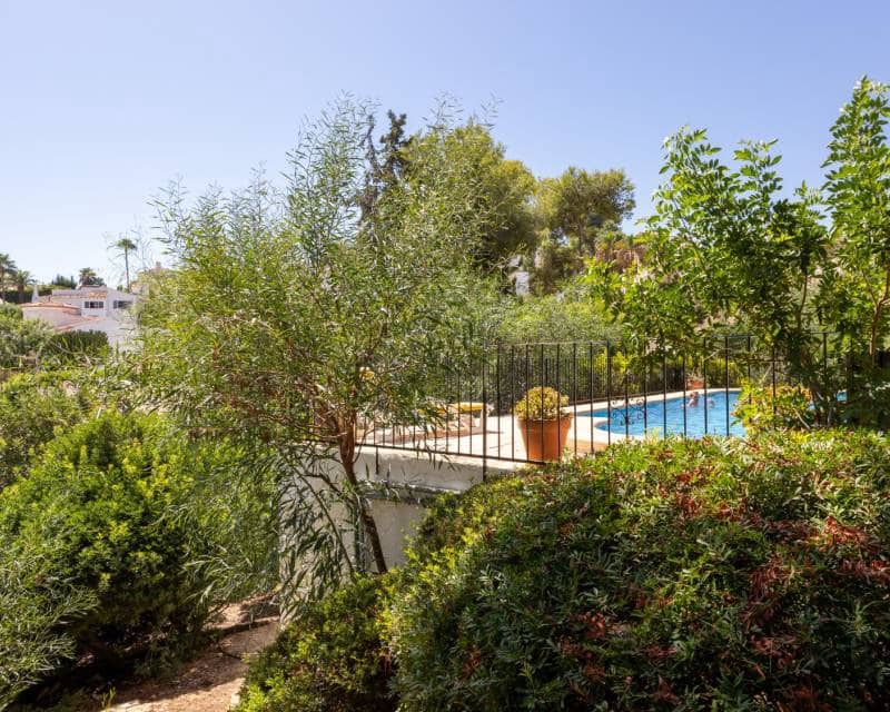 5 slaapkamer Rijtjeshuis te koop in Moraira met zwembad garage - € 545.000 (Ref: 10062974)