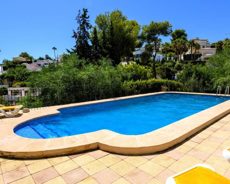 5 slaapkamer Rijtjeshuis te koop in Moraira met zwembad garage - € 545.000 (Ref: 10062974)