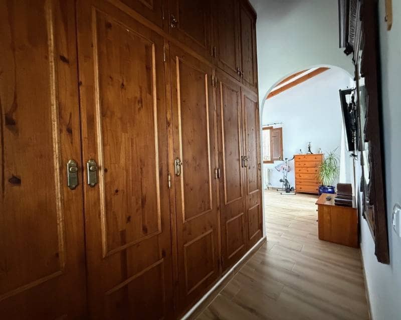 Chalet de 4 habitaciones en Moraira en venta con piscina garaje - 595.000 € (Ref: 10063718)