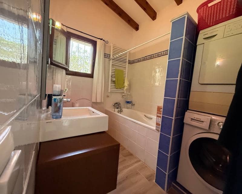 Chalet de 4 habitaciones en Moraira en venta con piscina garaje - 595.000 € (Ref: 10063718)