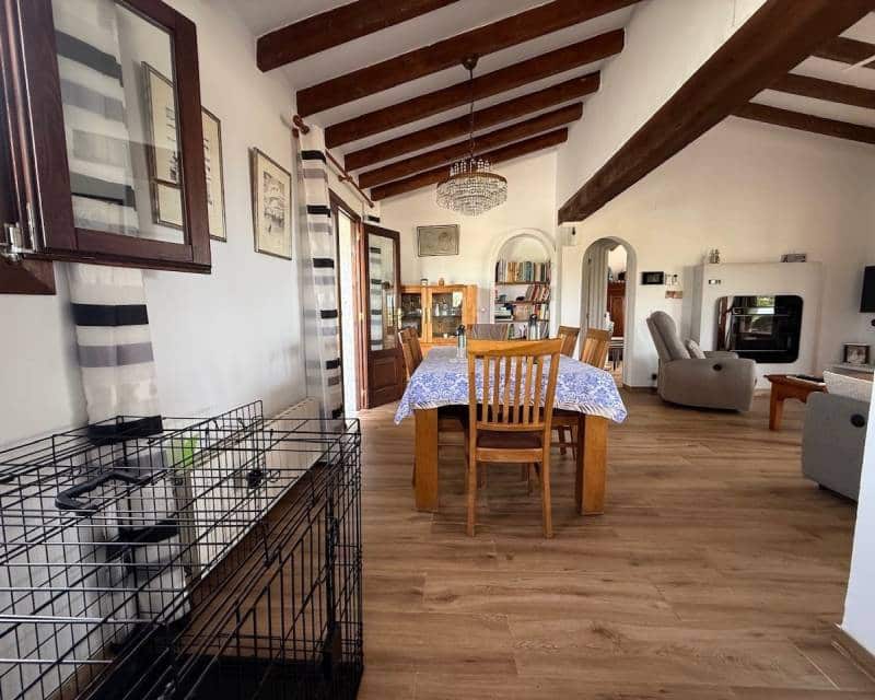 Chalet de 4 habitaciones en Moraira en venta con piscina garaje - 595.000 € (Ref: 10063718)
