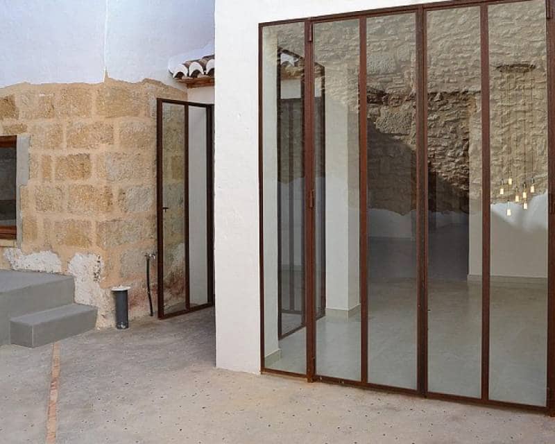 4 makuuhuone Omakotitalo myytävänä paikassa Javea / Xabia mukana uima-altaan - 620 000 € (Ref: 10076933)