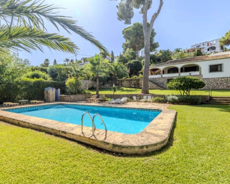 2 sypialnia Willa do wynajęcia w Javea / Xabia z basenem - 1 795 € (Ref: 10081758)