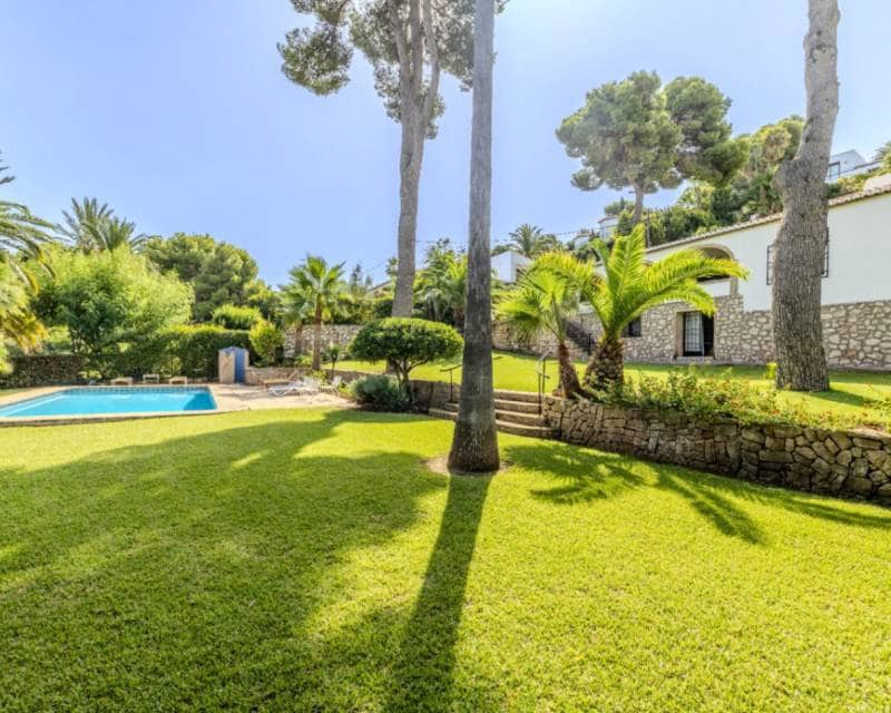 2 sypialnia Willa do wynajęcia w Javea / Xabia z basenem - 1 795 € (Ref: 10081758)