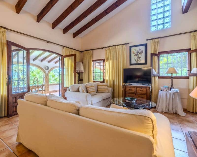 2 sypialnia Willa do wynajęcia w Javea / Xabia z basenem - 1 795 € (Ref: 10081758)