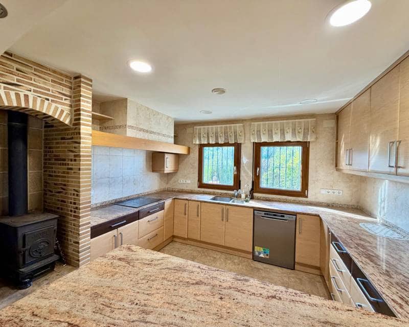 8 quarto Moradia para venda em Pedreguer com piscina garagem - 975 000 € (Ref: 10103510)