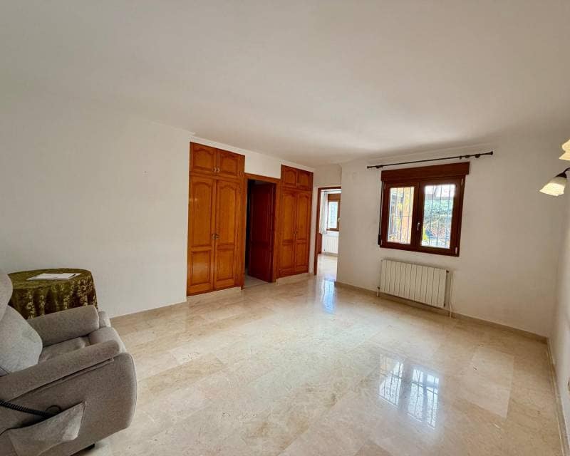 8 quarto Moradia para venda em Pedreguer com piscina garagem - 975 000 € (Ref: 10103510)