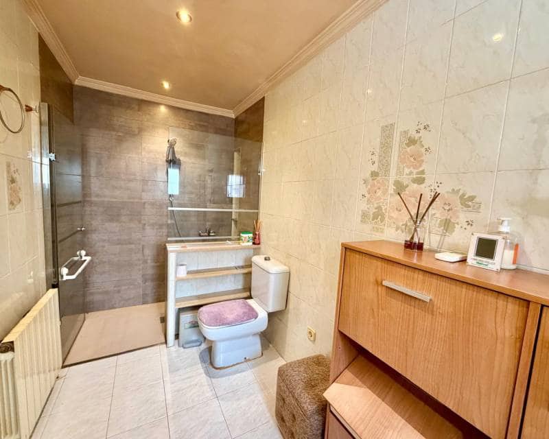 8 quarto Moradia para venda em Pedreguer com piscina garagem - 975 000 € (Ref: 10103510)