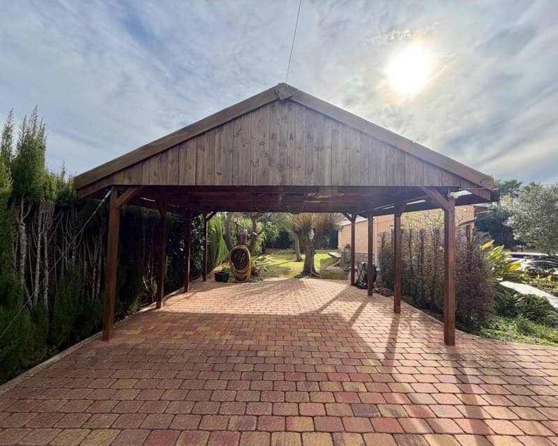 8 quarto Moradia para venda em Pedreguer com piscina garagem - 975 000 € (Ref: 10103510)