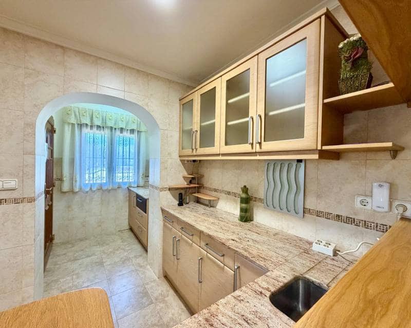 8 quarto Moradia para venda em Pedreguer com piscina garagem - 975 000 € (Ref: 10103510)