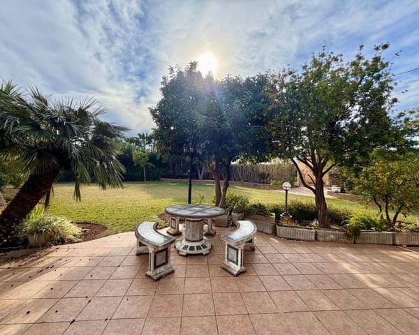 8 quarto Moradia para venda em Pedreguer com piscina garagem - 975 000 € (Ref: 10103510)