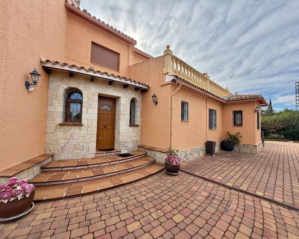 8 quarto Moradia para venda em Pedreguer com piscina garagem - 975 000 € (Ref: 10103510)