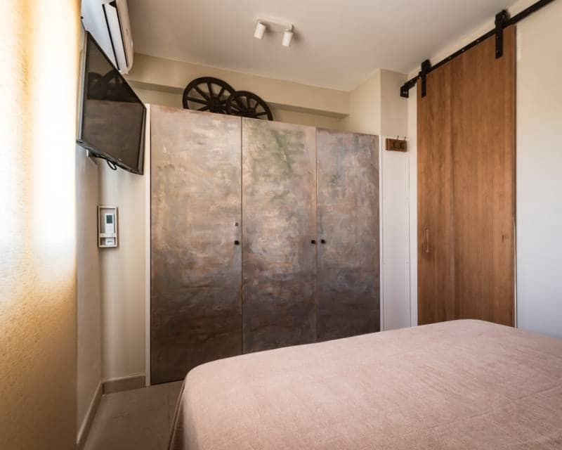 2 bedroom Apartment for sale in Arenal with garage - € 430,000 (Ref: 10103511)