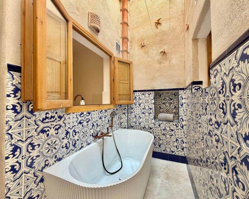 4 makuuhuone Rivitalo myytävänä paikassa Javea / Xabia - 559 000 € (Ref: 10103512)