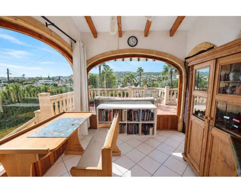 3 chambre Villa/Maison à vendre à Javea / Xabia avec piscine garage - 625 000 € (Ref: 10133471)