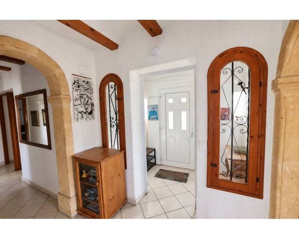 3 chambre Villa/Maison à vendre à Javea / Xàbia avec piscine garage - 625 000 € (Ref: 10133471)