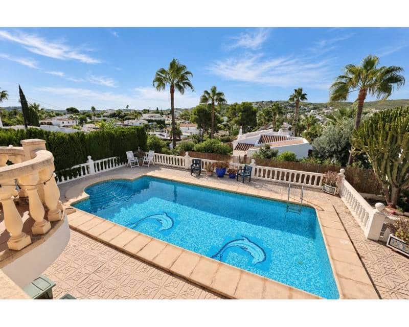 3 chambre Villa/Maison à vendre à Javea / Xabia avec piscine garage - 625 000 € (Ref: 10133471)