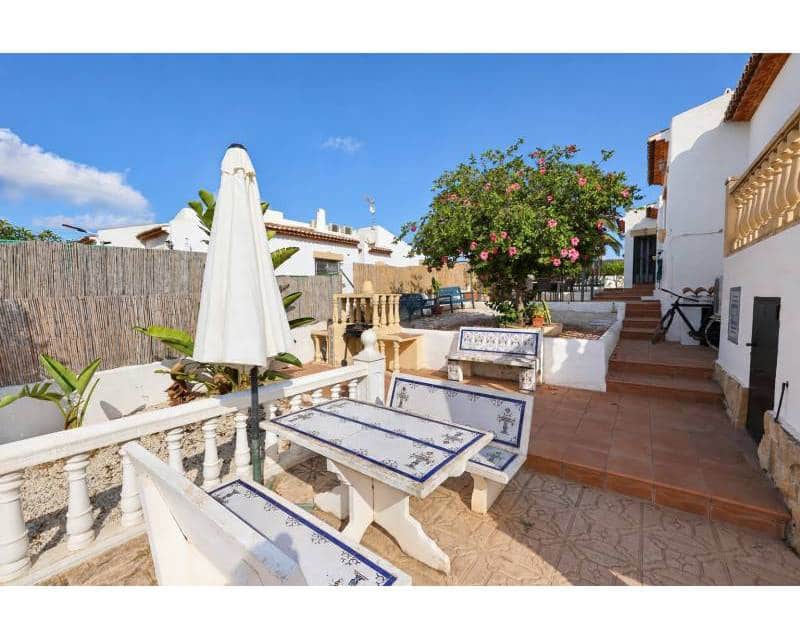 3 chambre Villa/Maison à vendre à Javea / Xabia avec piscine garage - 625 000 € (Ref: 10133471)