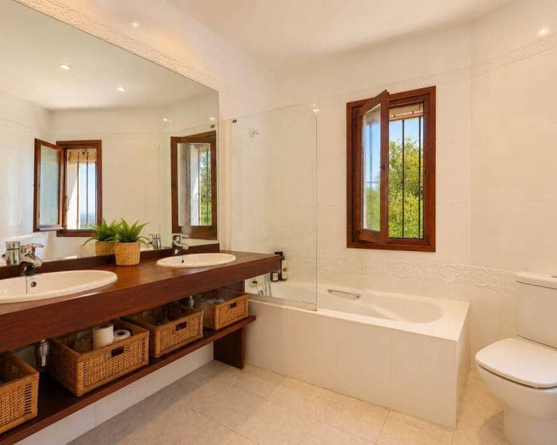 5 sovrum Hus till salu i Javea / Xabia med pool - 995 000 € (Ref: 10133472)