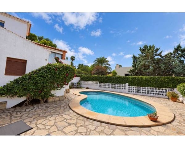 4 chambre Villa/Maison à vendre à Javea / Xàbia avec piscine garage - 695 000 € (Ref: 10133473)