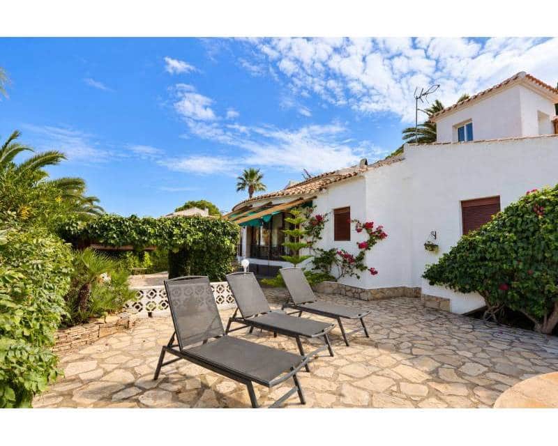4 chambre Villa/Maison à vendre à Javea / Xabia avec piscine garage - 695 000 € (Ref: 10133473)