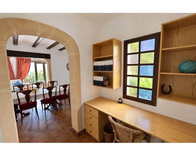 4 chambre Villa/Maison à vendre à Javea / Xabia avec piscine garage - 695 000 € (Ref: 10133473)